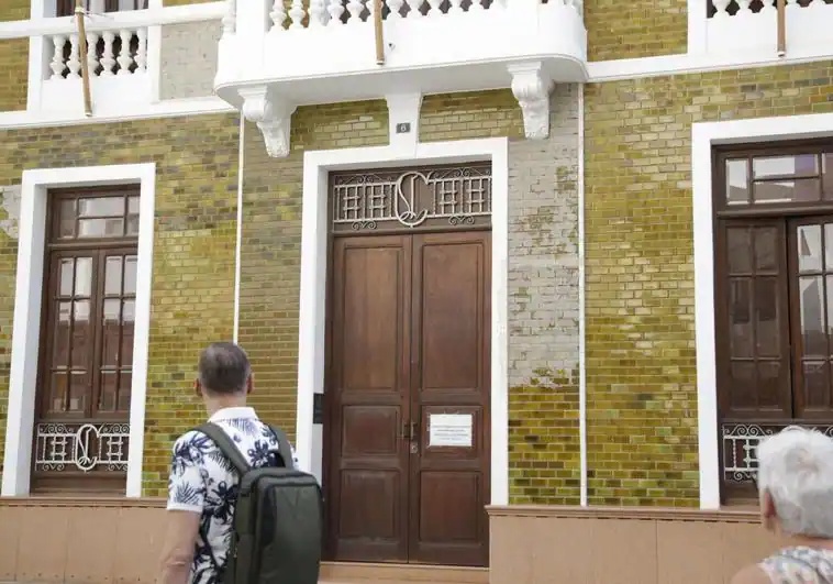 Tragsa recuperará las fachadas de la Casa Amarilla