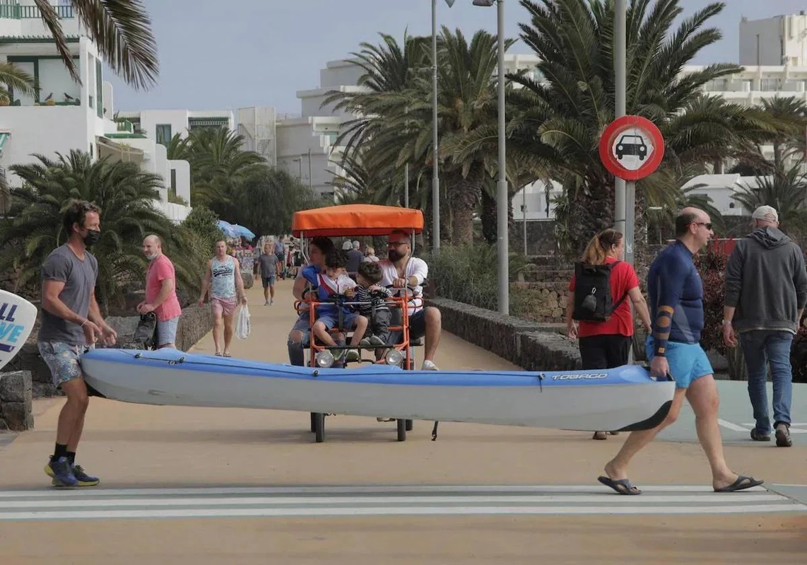 El turismo británico afianza el liderato, alcanzando el 50,25% de las entradas