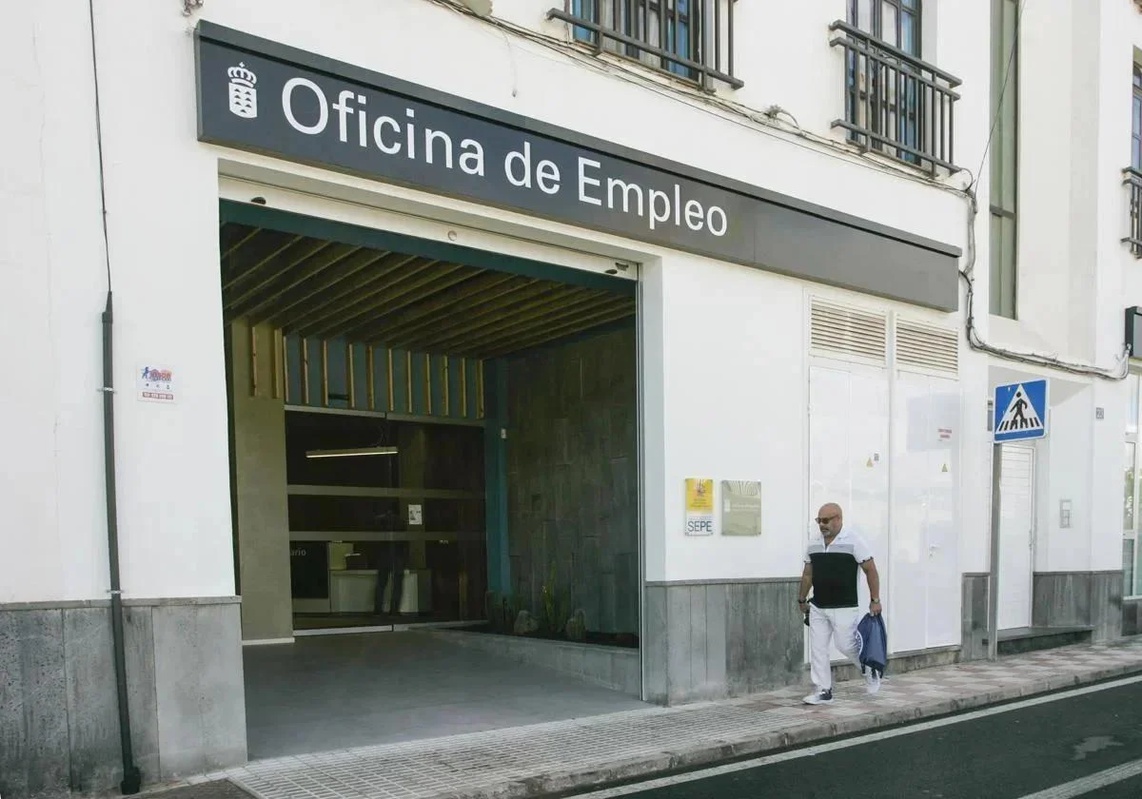 El paro bajó en abril en 48 casos por semana, para ponerse a nivel de 2007