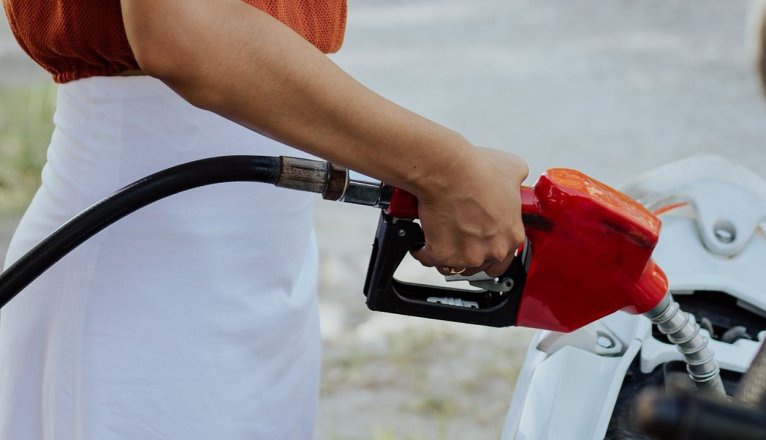 La gasolina en Lanzarote cuesta un 20% menos que hace un año