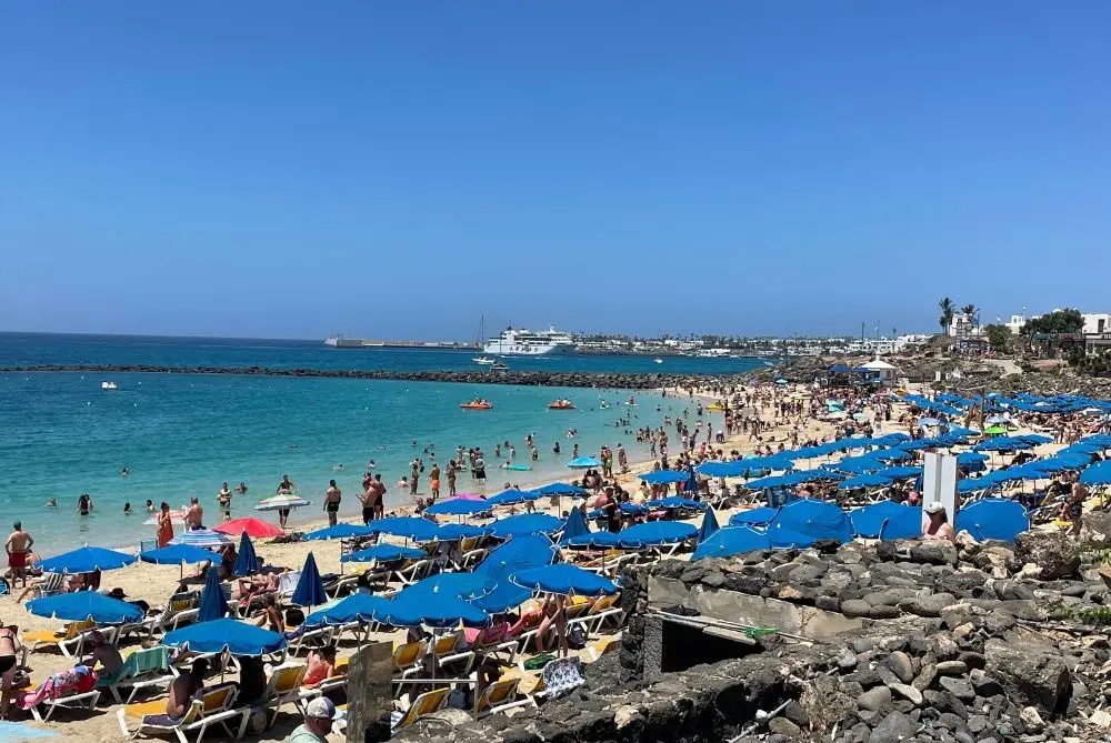 Lanzarote se rinde al Reino Unido: hasta julio ya se ha alcanzado el millón de turistas