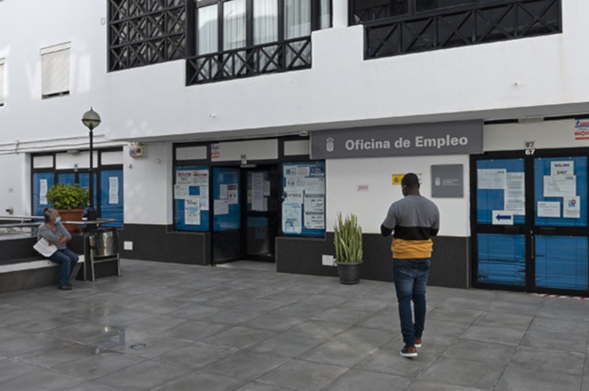 Crece el paro en Lanzarote en octubre en 166 personas, un 2,5% más