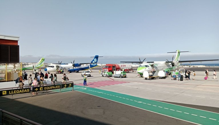 El tráfico aéreo entre Lanzarote y La Palma cae un 41% respecto al año pasado