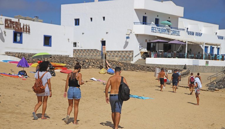 El turismo nacional, italiano e irlandés, los que más crecieron en Lanzarote en 2025