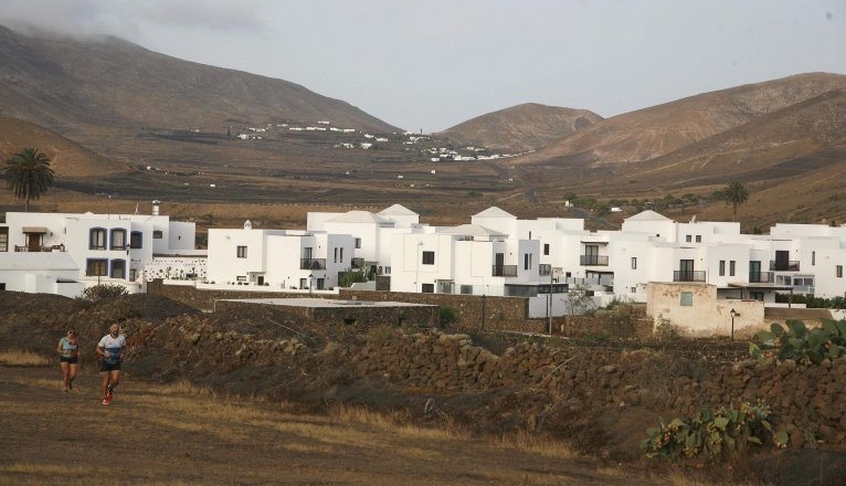 El precio de la vivienda baja en Yaiza, mientras se dispara en el resto de Lanzarote