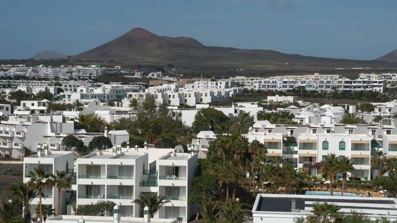El precio de la vivienda se dispara en Teguise y Arrecife en un año, en Yaiza y Haría apenas cambia